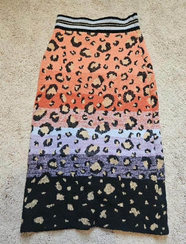 Maeve Leopard Sweater-Knit Pencil Skirt Small EUC Fitted Warm Colorful Casual