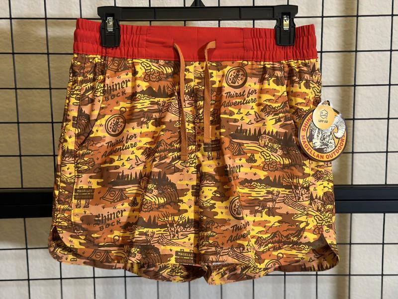 Magellan Women's Shiner Bock Woodland CAMO Fish Gear Shorty UPF 50