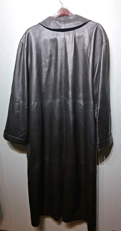 Manzari Milano Women's Brown Leather Long Jacket Coat Size EU 54 US 24