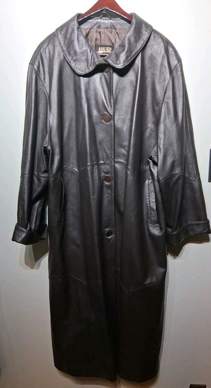 Manzari Milano Women's Brown Leather Long Jacket Coat Size EU 54 US 24