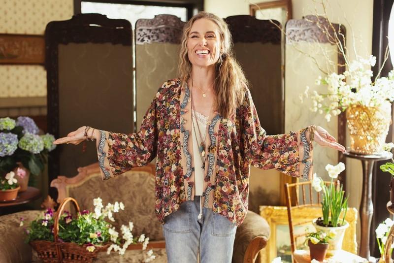 Market Of Stars Art Of Life Pixie Duster Cropped Kimono W/Palette Flowers