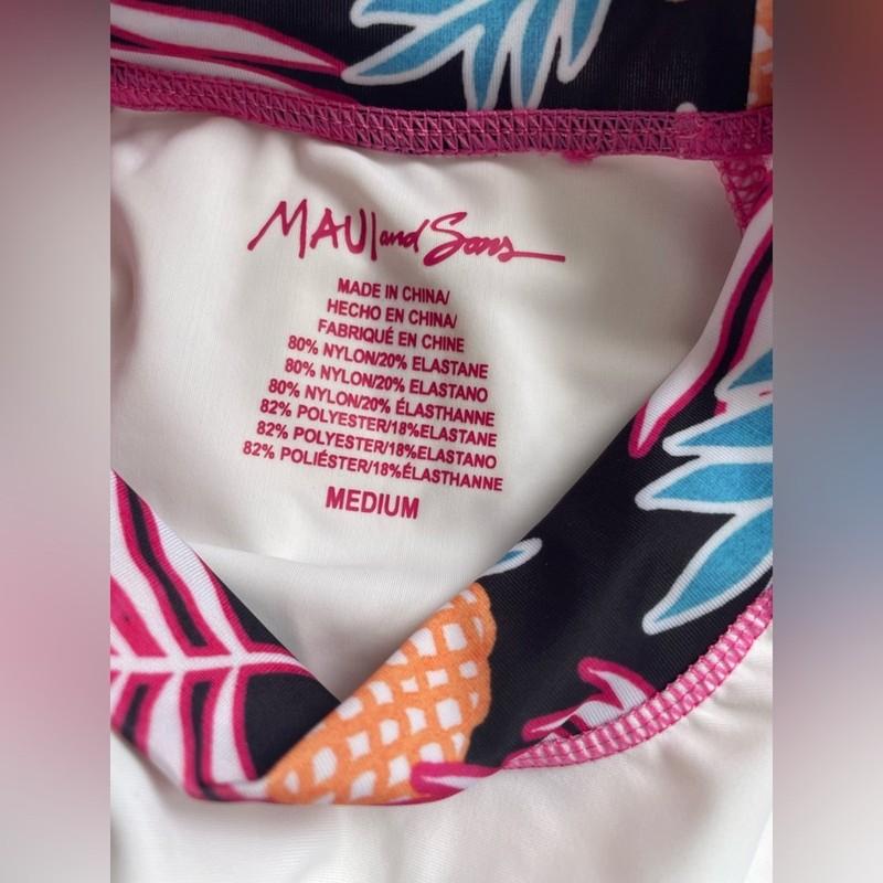 Maui And Sons Women’s Long Sleeve Rash Guard Size Medium 50+ UPF Technology