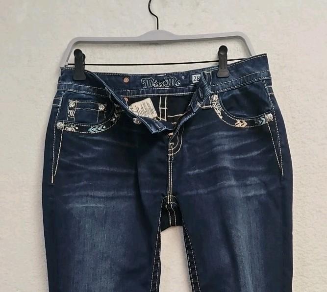 Miss Me Signature Boot Jeans Women Size 28 Embroidered Pocket 33 Inseam