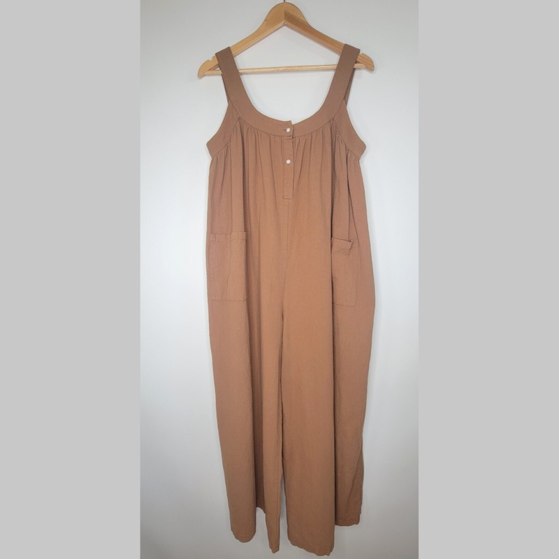 MISSLOOK Brown Wide Leg Jumpsuit Size S Chore Pockets Pearl Buttons Cropped