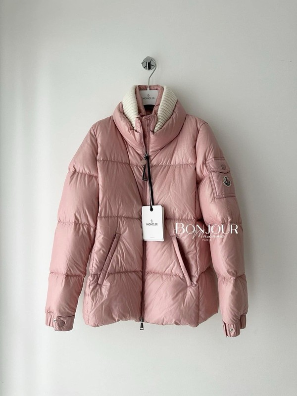 Moncler Puffer Jacket Women Size 00