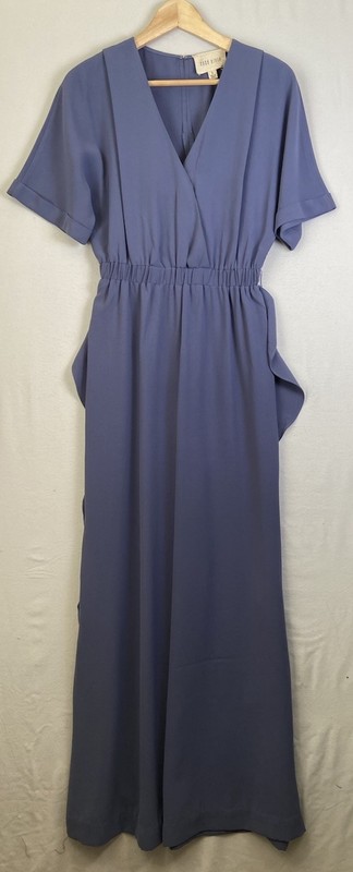 Moon River Ruffle Wide Leg Jumpsuit Women’s Size M Blue Short Sleeve Elegant