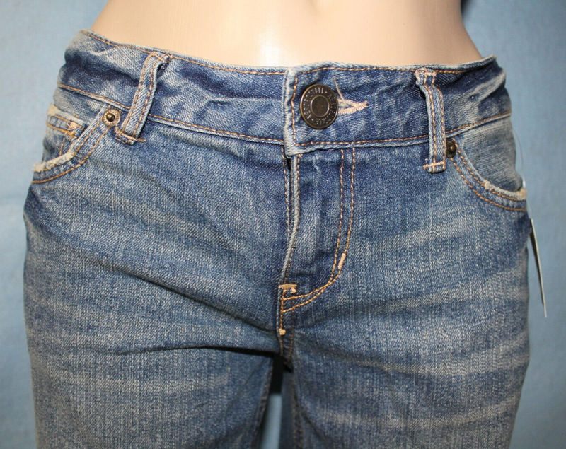 NEW Aeropostale Hailey Flare Broadway Blue Jeans 3/4 Short See Measurements*