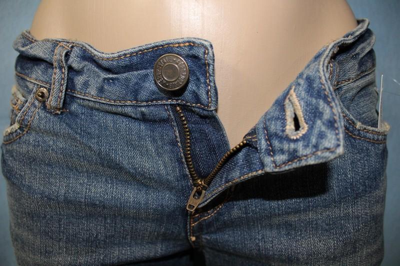 NEW Aeropostale Hailey Flare Broadway Blue Jeans 3/4 Short See Measurements*