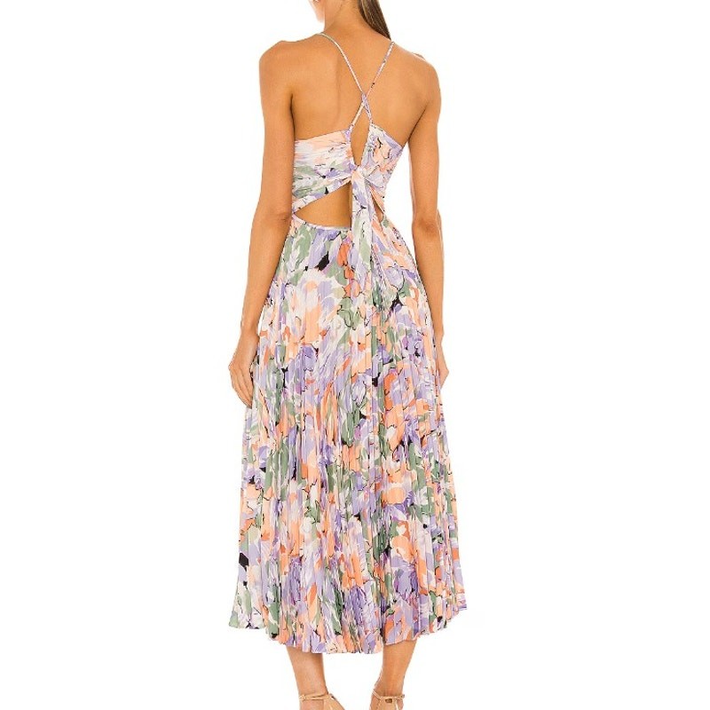 NEW Astr The Label Blythe Floral Plisse Midi Dress Size M CORAL MULTI Revolve