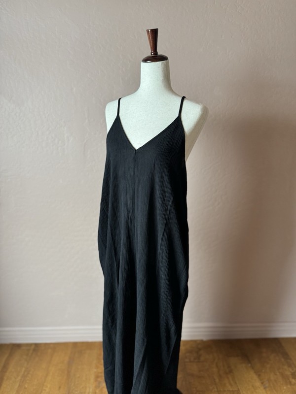 NEW Black Love Stitch Size Small/Medium Sleeveless Double V Gauze Maxi Dress NWT