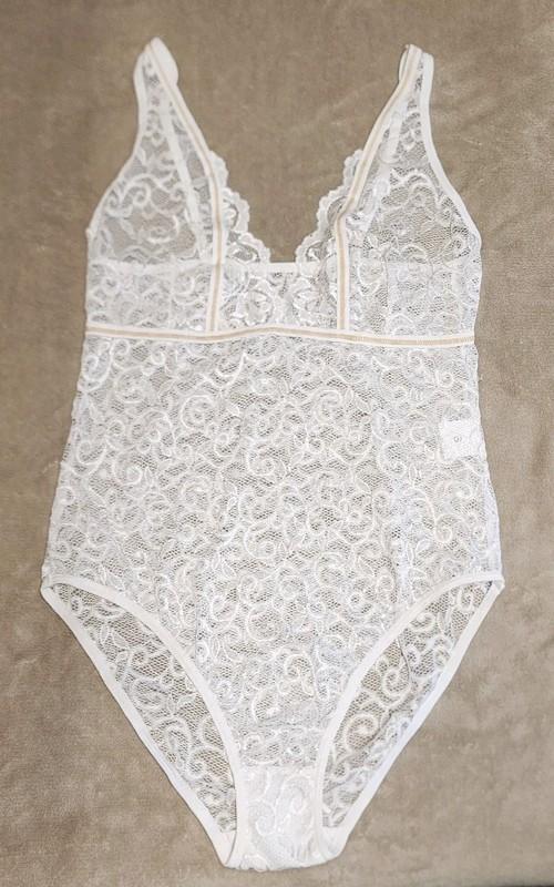 New Charmiral XXL White Lace V Neck Lingerie Teddy Intimate Sleepwear Bodysuit