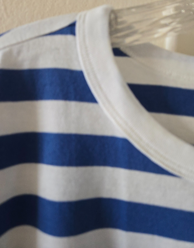 New Favorite Old Navy Bright Blue & White Striped T-shirt 4XL 26 28 30 XXXXL 4X