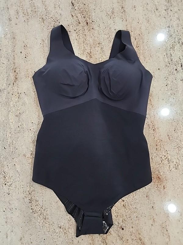 New HONEYLOVE Black Vamp Tank Bodysuit Size M