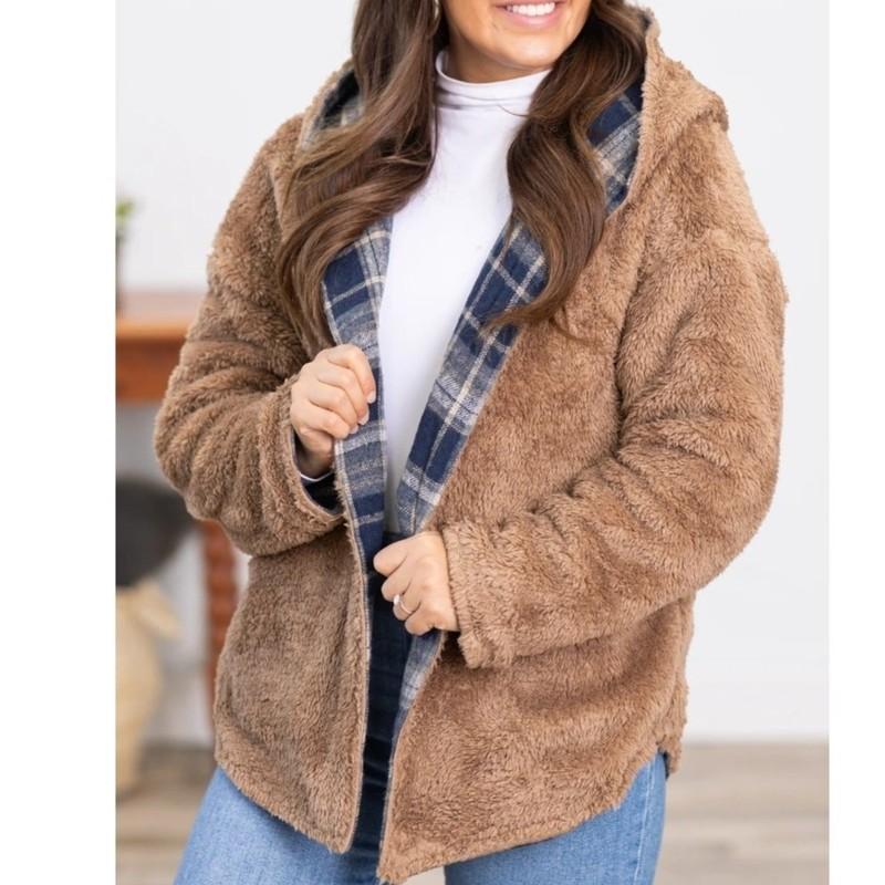 New In Navy And Mocha Plaid Sherpa Lined Reversible Jacket Size S Cabincore 3656