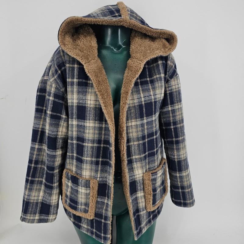 New In Navy And Mocha Plaid Sherpa Lined Reversible Jacket Size S Cabincore 3656