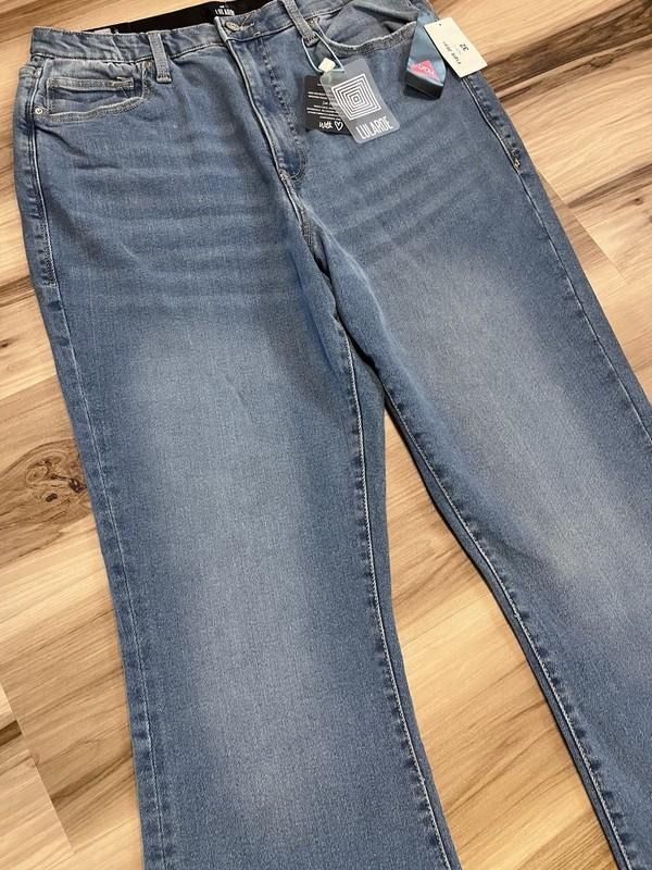 New Lularoe Flare Jeans Women’s 32 Magic Waist High Rise Stretch Denim Med Wash