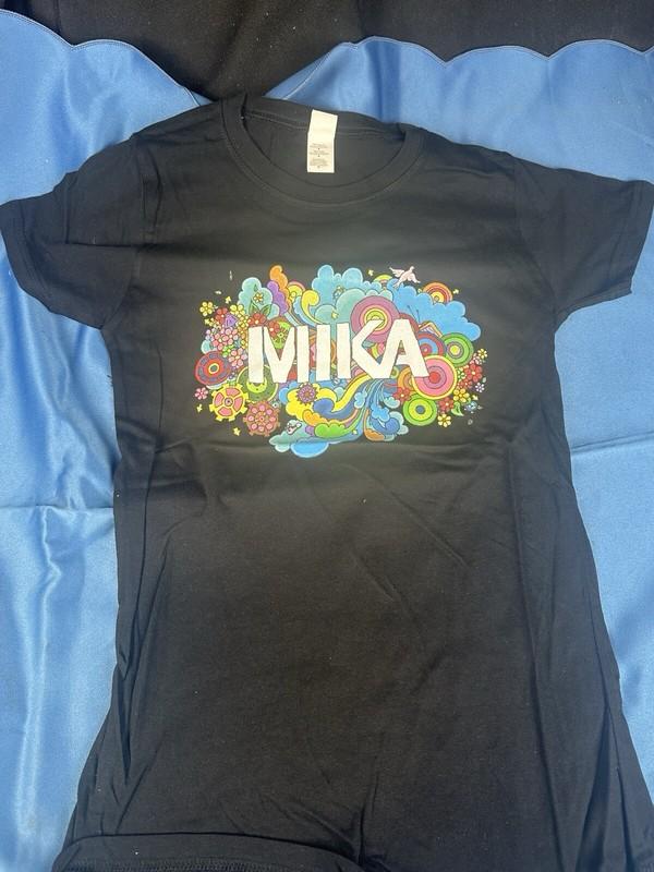 New Mika Tour Shirt Sz Women’s Medium