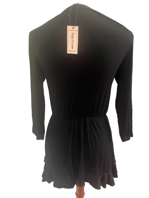 New Rolla Coaster Black Long Sleeve Shorts Romper Size Medium Soft Ribbed NWT