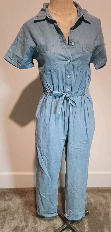 NEW Sincerely Jules Women Chambray Utility Jumpsuit Blue Small Pantsuit Casual