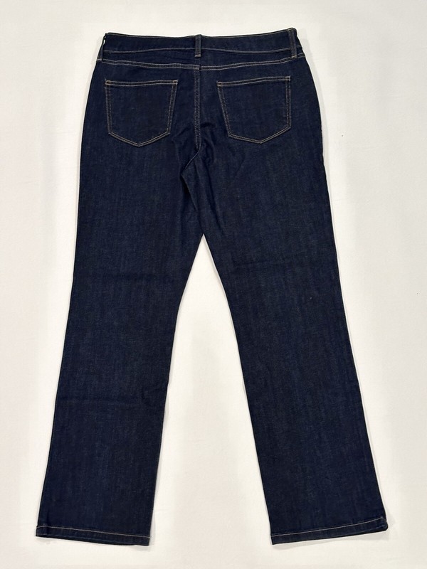 NEW St Johns Bay Secretly Slender Women’s 10 S Straight Leg Denim Stretch Jeans