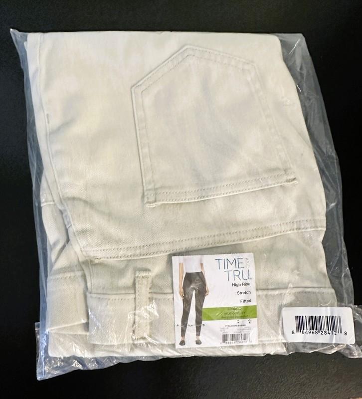 (NEW) Time And Tru High Rise Stretch Jegging XL Beige
