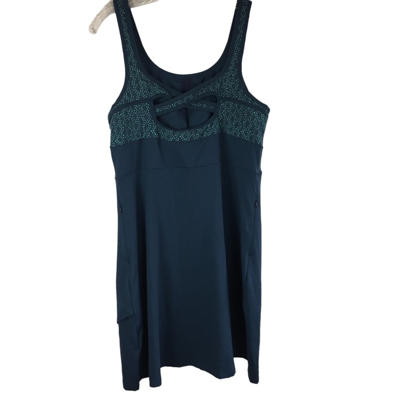 NEW Title Nine Updated Connelly Dress Activewear Size XL Built In Bra Blue