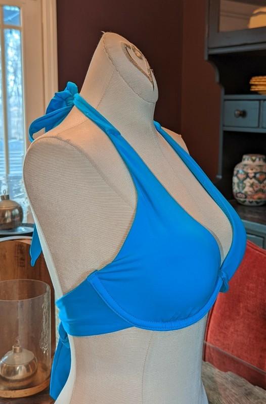 NEW VICTORIA'S SECRET 34B OCEAN BLUE HALTER PLUNGE UNDERWIRE BIKINI TOP