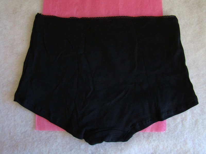 New Victoria’s Secret Black Cotton With Pink Front Ribbon Shortie Panties