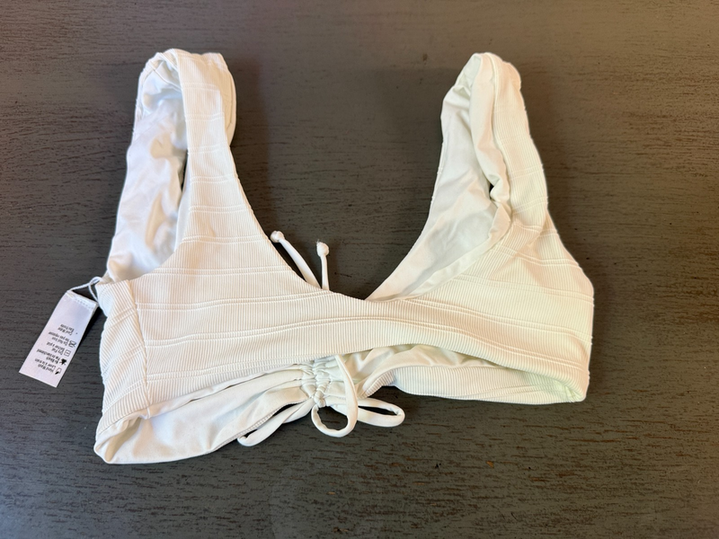 NEW White Textured L SPACE Swimsuit Bikini Top Size Small