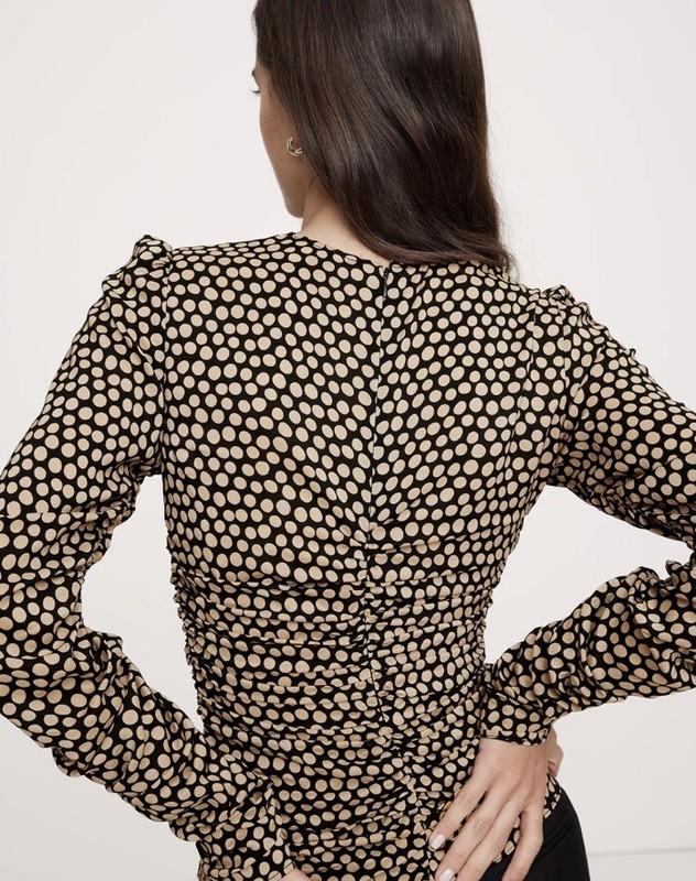 New With Tags Banana Republic Crepe Ruched Top Sz Large Black #747422