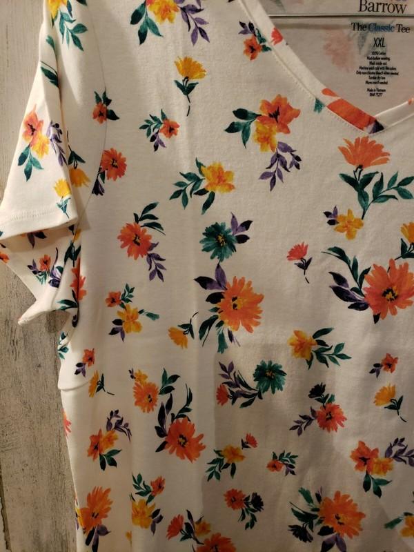 NEW Women's Croft & Barrow Essential T Tee Shirt Floral V-Neck Size XXL S/S Top