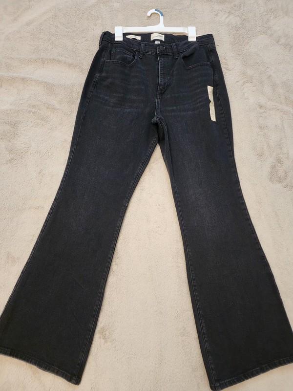 New Women's Jeans Universal Thread Size 12R