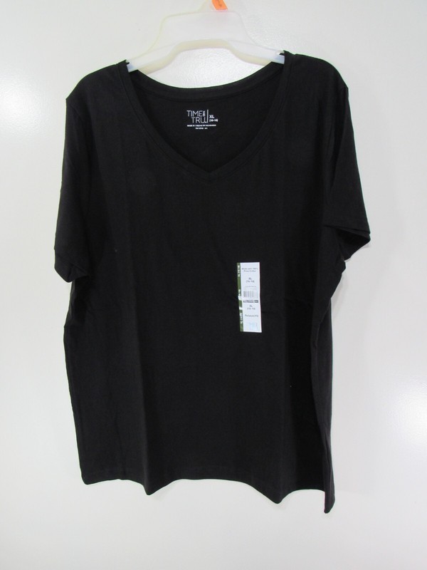 New Women Time and Tru V Neck T Shirt Size XL 16 18 Black Pull Over Short Sleeve