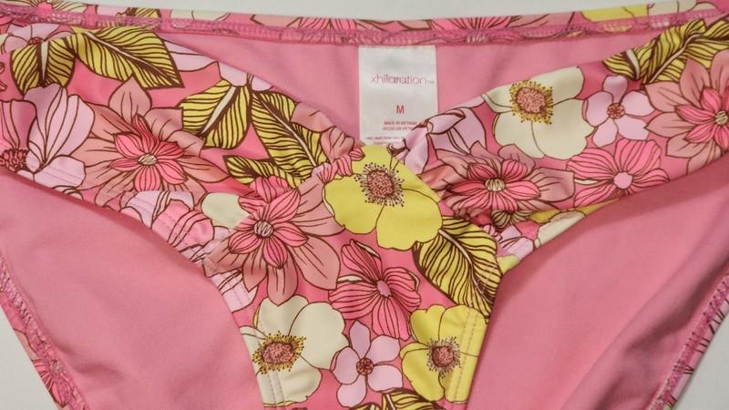 NEW Xhilaration Woman Pink Floral Bottom High Leg Scoop Waist Size M