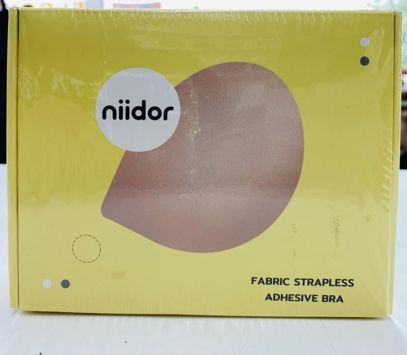 Niidor Sticky Fabric Strapless Adhesive Bra Silicone Cup Size B
