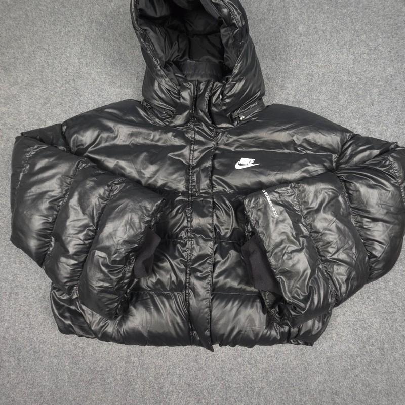 Nike Jacket womens MEDIUM black puffer hooded lightweight zip therma fit Size M