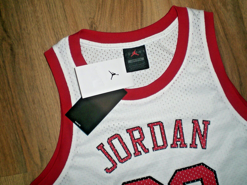 Nike Women's Dress Air Jordan Heritage #23 White DO5029-100 Mesh Size Medium