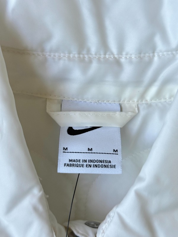 Nike Womens Sportswear Essential Vest White Sz Large Snap