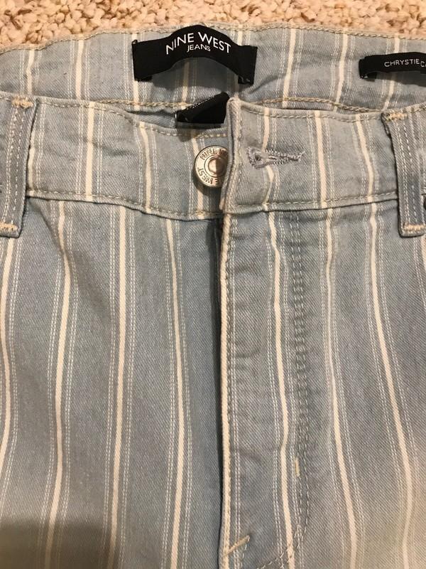 Nine West Jeans Womens Size 10 Chrystie Capri Pants Sail Away Stripe