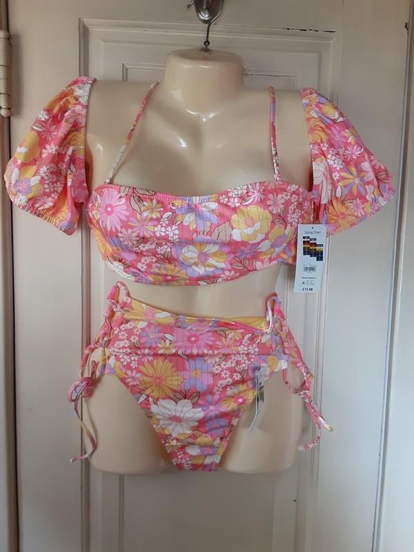 No Boundaries Junior Two Piece Size Large (11-13) NEW WITH TAGS