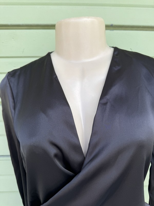 NWD ZARA BLACK SATIN EFFECT WRAP JUMPSUIT LONG SLEEVE MEDIUM READ NOTE* Y398A