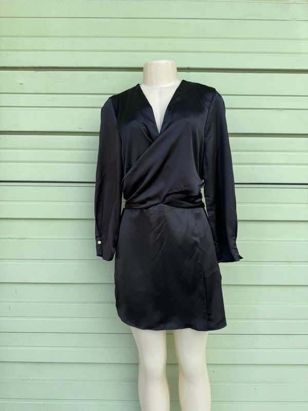 NWD ZARA BLACK SATIN EFFECT WRAP JUMPSUIT LONG SLEEVE MEDIUM READ NOTE* Y398A