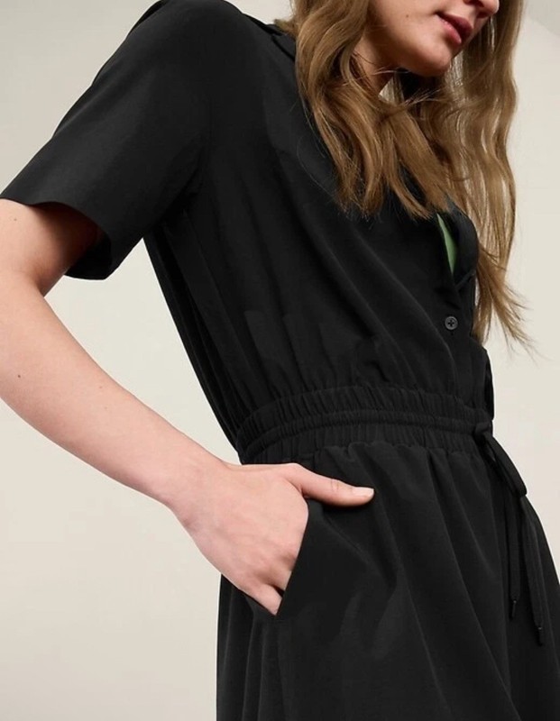 NWOT ATHLETA Avenue Button Up Romper Women's Size XS Black
