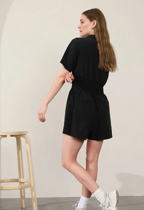 NWOT ATHLETA Avenue Button Up Romper Women's Size XS Black