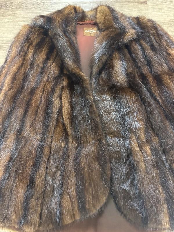 ⭐️NWOT ⭐️FASHION COLONY ⭐️100% MINK FUR ⭐️STOLE JACKET ⭐️ WOMENS L