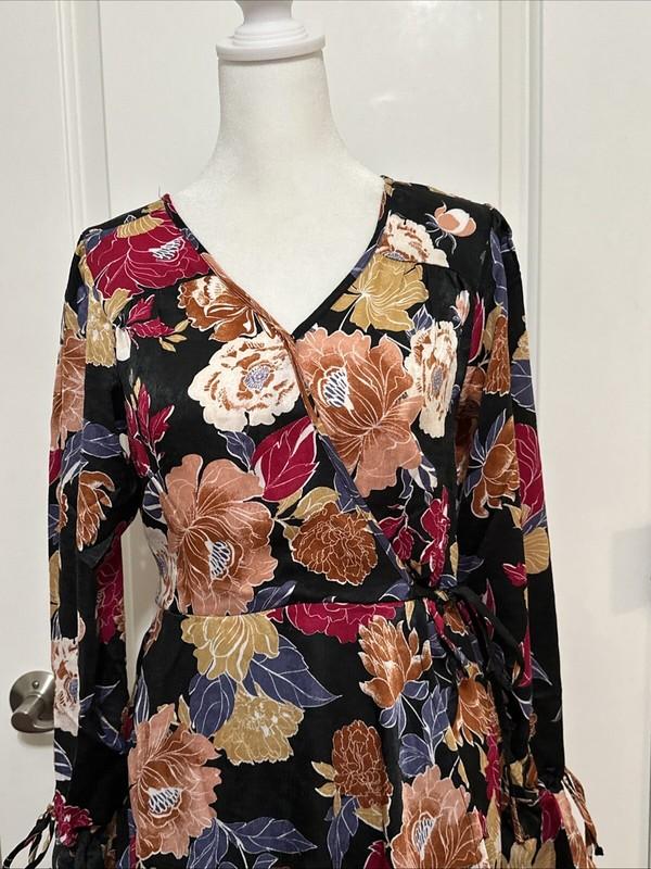 NWT Band Of The Free Floral Hi-Lo Wrap Maxi Dress Black Berry M
