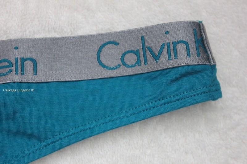 NWT Calvin Klein QD3539 "Radiant" Low-Rise Cotton Thong Teal / Gray Logo Trim L