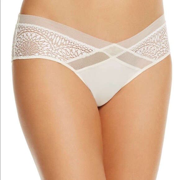 NWT Calvin Klein Women's Lace Bikini Panty Free Shipping