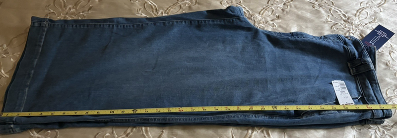 NWT CHAPS CROPPED BLUE JEAN TROUSERS SIZE 16