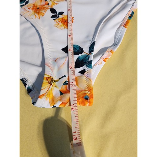 NWT Cupshe Women's Size S White Floral Swimsuit High Waisted Bikini Bottom